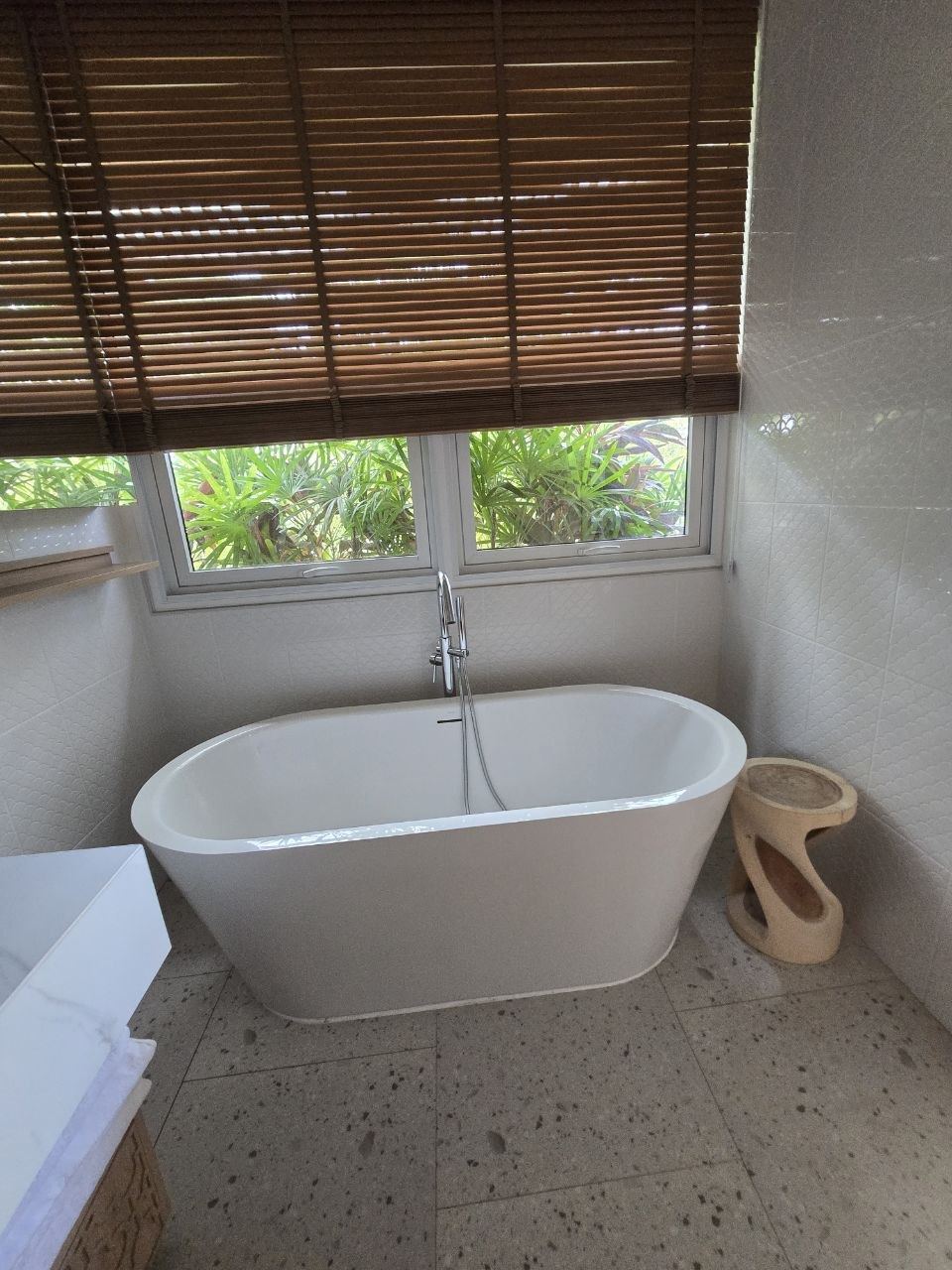 Villa XXX, Baan-Bua, Най Харн — ванная комната