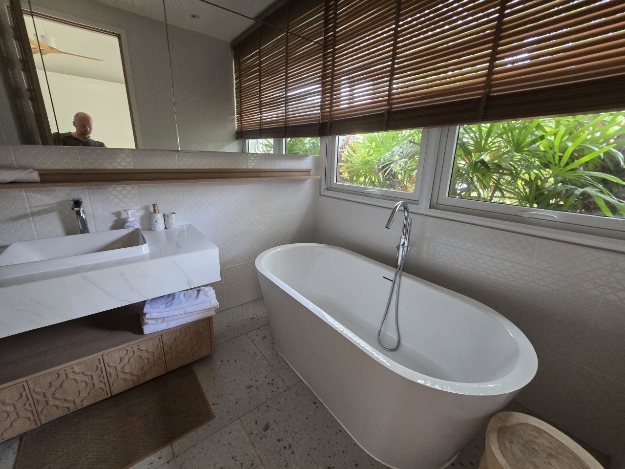 Villa XXX, Baan-Bua, Най Харн — главная спальня