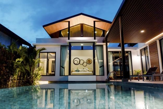 Baan-Varij — Gallery Loft Design