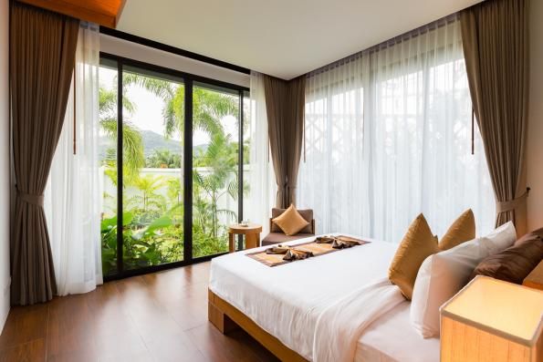 Villa BD001 в аренду, Baan-Bua, Най Харн — семейная вилла с большой лужайкой и бассейном 4 × 10 м с джакузи, фото 14