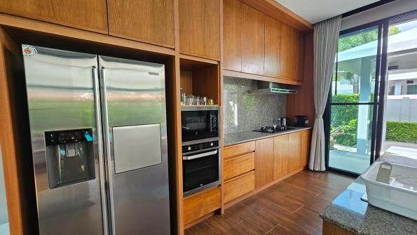 Villa BD05, Baan-Bua, Най Харн — modern zen с салой и открытой гостиной у бассейна, фото 7