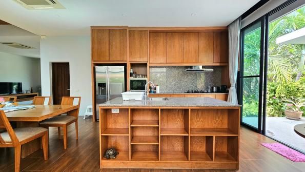 Villa BD05, Baan-Bua, Най Харн — modern zen с салой и открытой гостиной у бассейна, фото 8