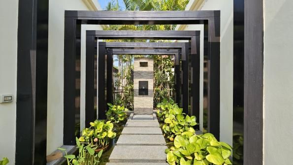 Villa P20, Baan-Bua, Най Харн — самый большой дом в подборке с панорамой гор, фото 7