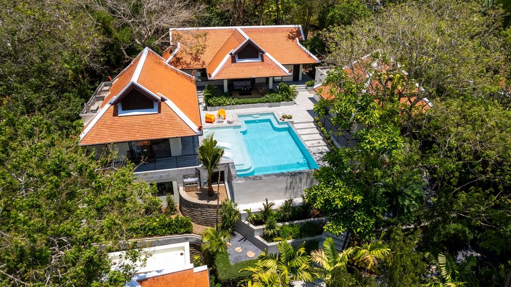 Villa P38 — Полностью реновированная вилла в пешей доступности от пляжа